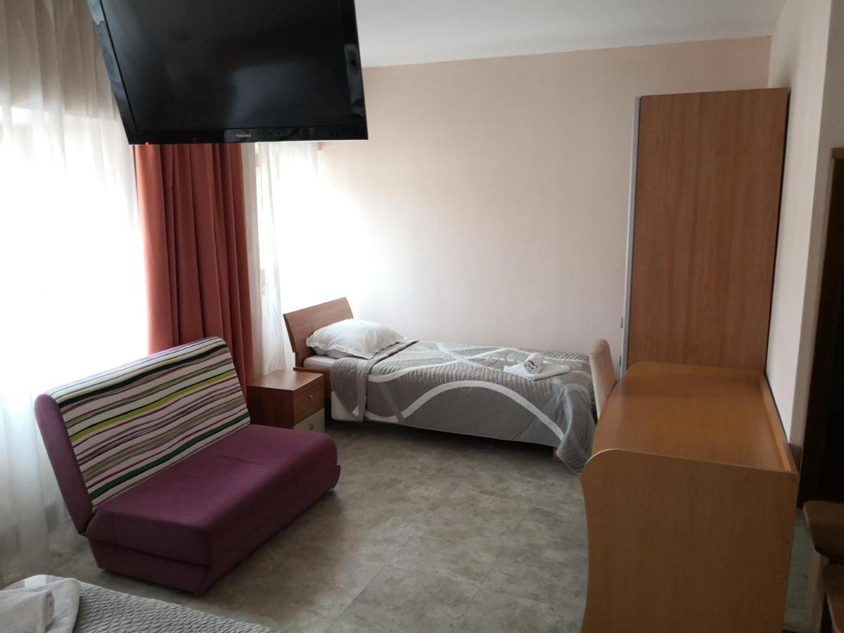 Gostilna Pri Dragici, Gostilna S Prenocisci, D.O.O. Hotel Sežana Exterior foto